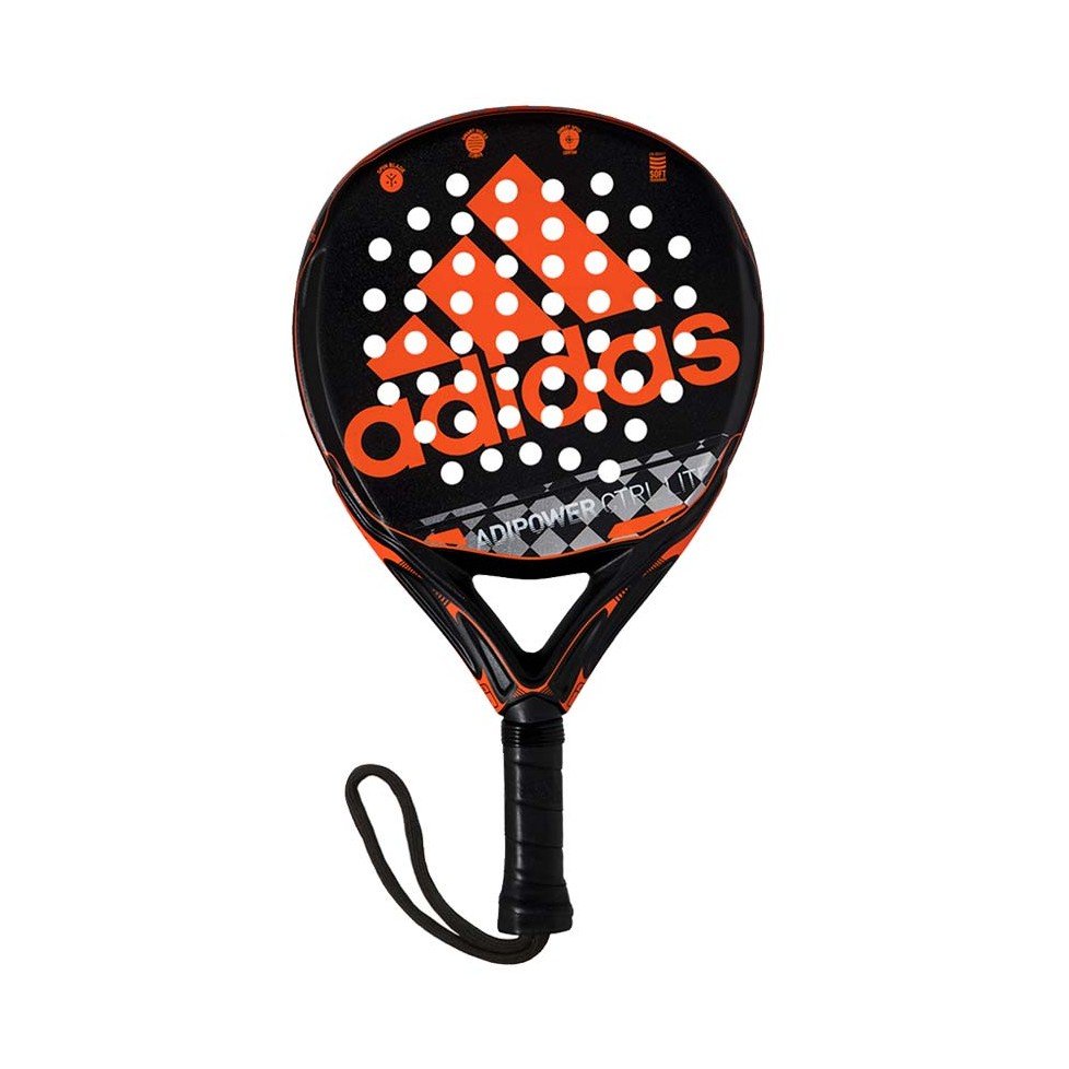 Adidas Adipower Ctrl Lite 2021 är en mjukare variant av det omåttligt populära padelracket Adipower Ctrl. Denna modellen passar perfekt för motionärer och spelare som inte vill ha ett för hårt racket.