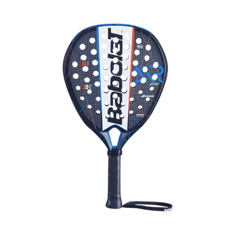 Babolat Veron Air är ett lätt och droppformat padelracket med mycket fina spelaregenskaper i framförallt volleyspelet. Bra blandning av fart och kontroll och ett av de bästa padelracken för motionär och medel 2021. Ytan består av ett räfflat mönster.