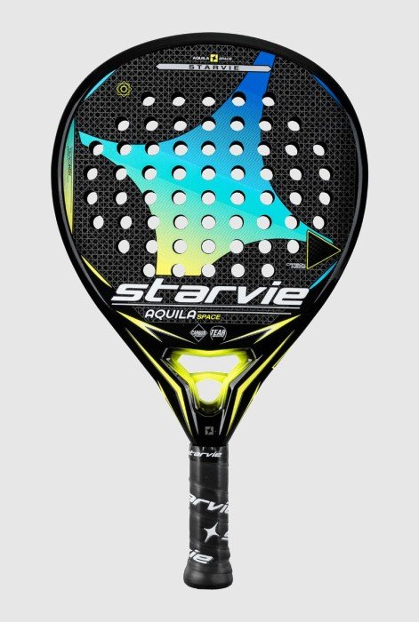 Den nya varianten av Starvie Aquila Space Pro för 2021. Ett droppformat padelracket med medelhögbalans för den som söker hög fart