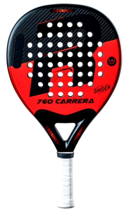 Royal Padel Carrera 760 2021 är ett lättspelat padelracket som lämpar sig för motionären som vill ha ett prisvärt rack med fokus på kontroll.