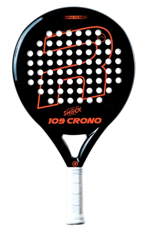 Royal Padel Crono 109 2021 är en instegsmodell som är lätthanterat och ett optimalt första padelracket att lära sig sporten med.