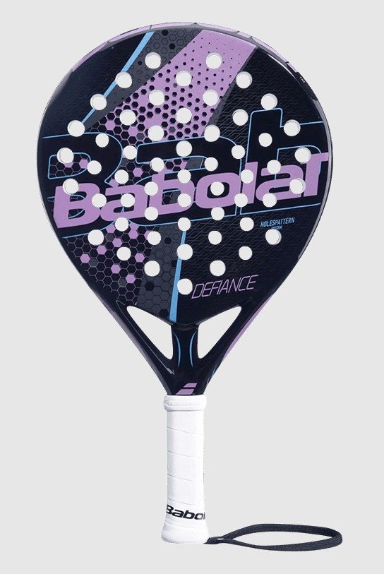 Babolat Defiance W 2021 är ett rundformat padelracket som riktar sig till nybörjare. Med sin lättare vikt är det ett optimalt racket för damer att börja med.