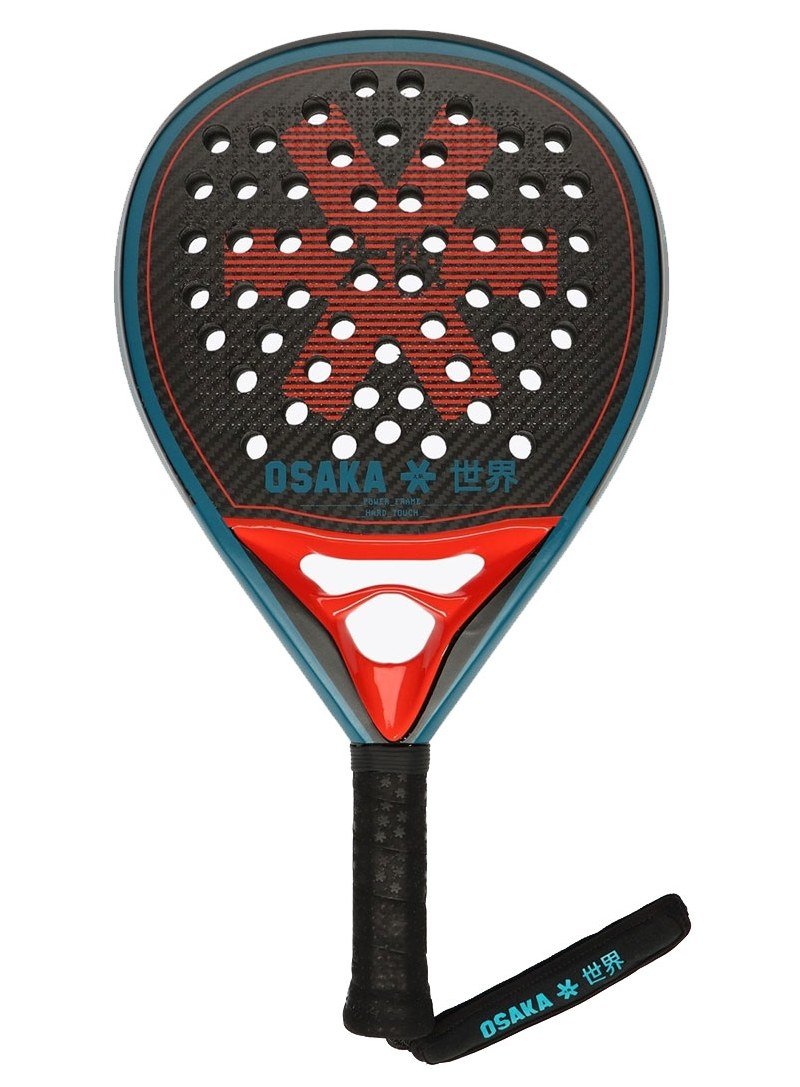 Osaka Vision Pro Power 2021 är ett prisvärt padelracket som erbjuder bra med fart i slagen tack vare sin hårda kärna och träffyta.