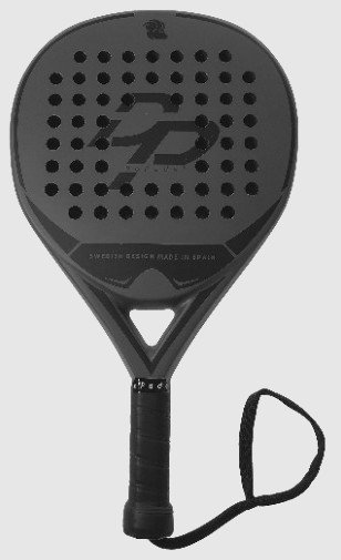 DoPadel Aries är ett padelracket med mycket kontroll i slagen och skonsamma bollträffar. Placera bollen med lätthet och upplev en fantastisk precision i slagen. Förlåtande och otroligt läckert i designen.