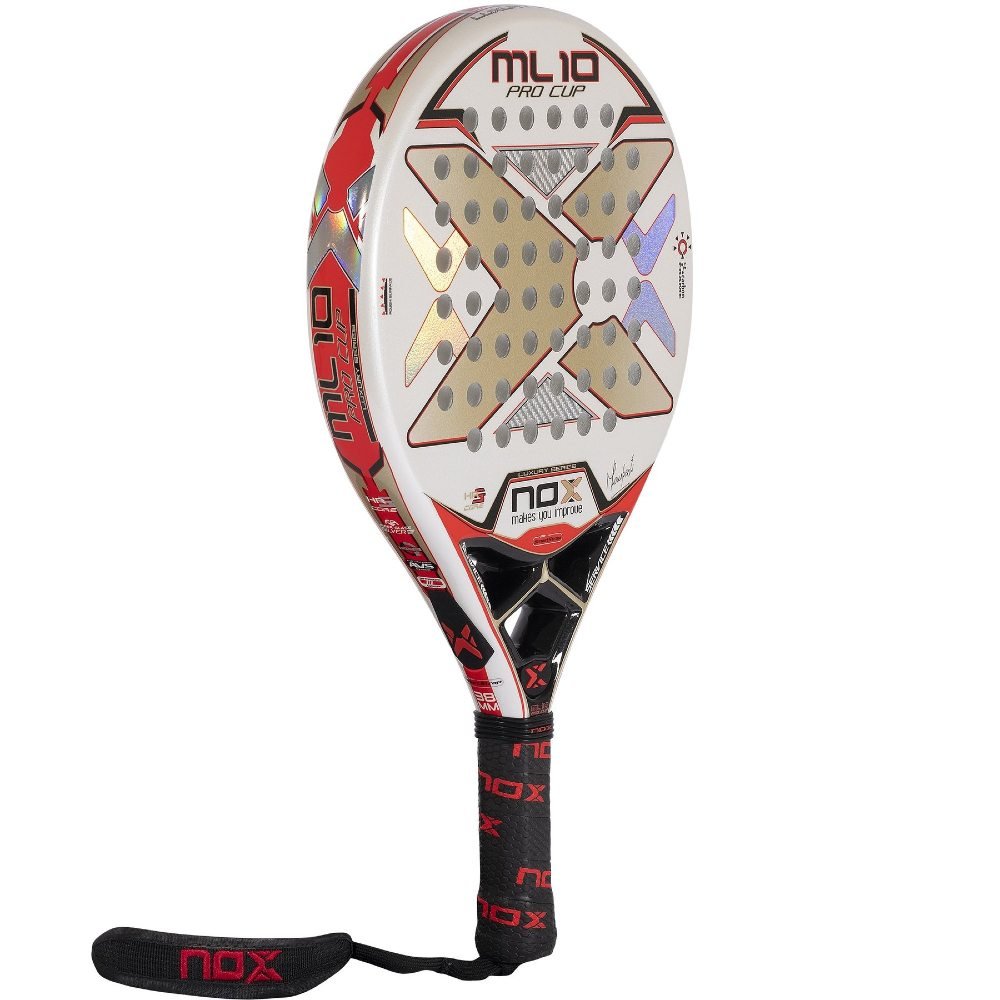 NOX ML10 Pro Cup Luxury 2022 test, recension och review. Detta är en nyutvecklad och påkostad version Miguel Lampertis legendariska padelracket. Stort fokus på komfort, kontroll och känsla.