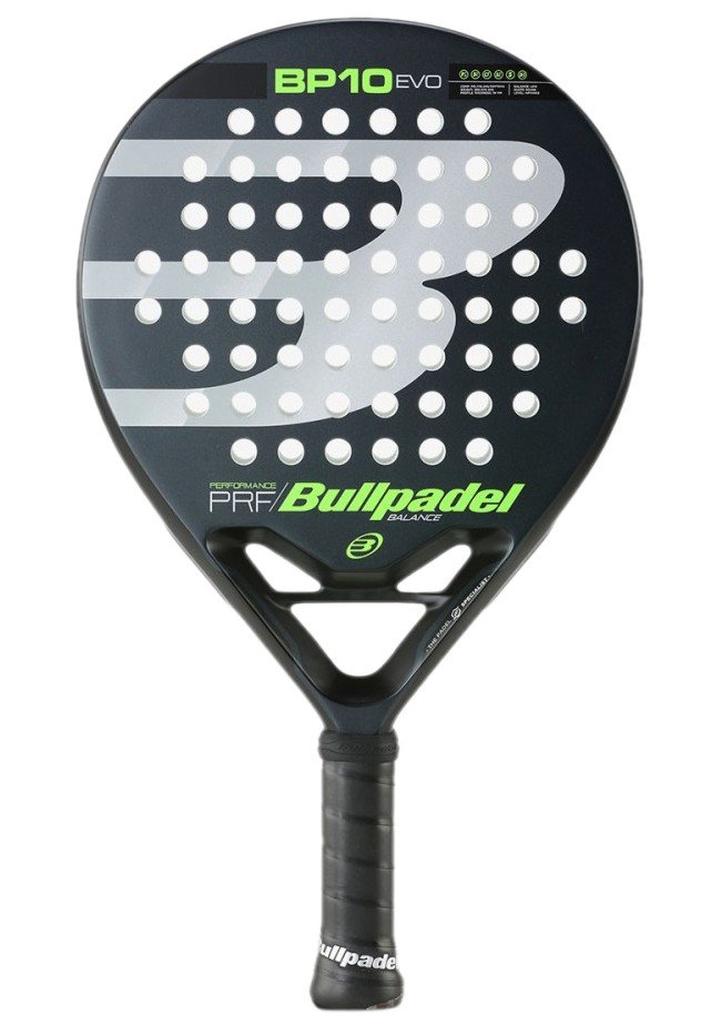 Bullpadel BP10 EVO 2022 recension, test, review. Detta runda padelracket passar perfekt för nybörjare och motionärer.