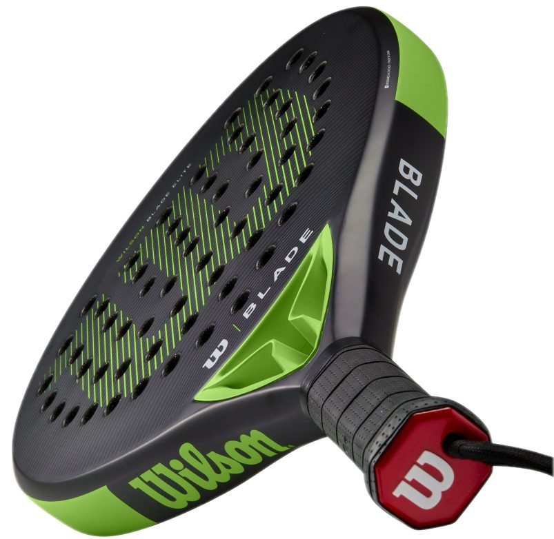 Wilson Blade Elite v2 2022 betyg, test, omdöme. Ett allround padelracket med styrkor över hela banan.
