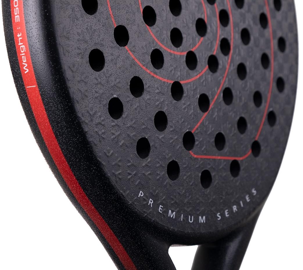 Cabra Premium Wizard 2022 test, review, recension. Här syns de två olika strukturerna på den ruggade träffytan. Både sandpapper och mönster för optimal skruv.