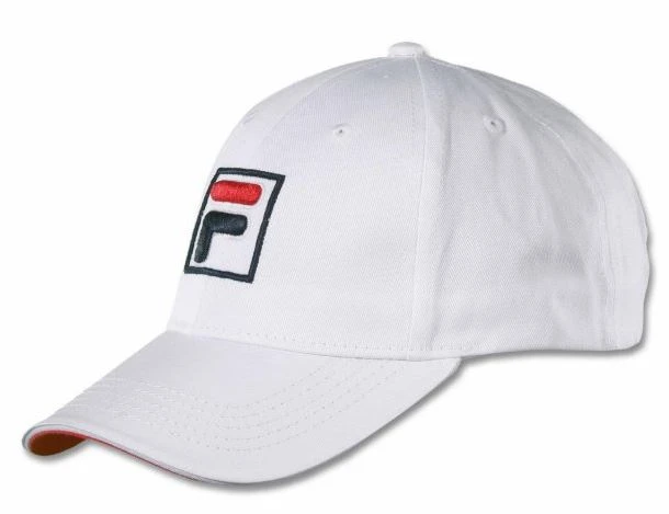 FILA Baseball Cap är en stilren och snygg padelkeps för den modemedvetne.
