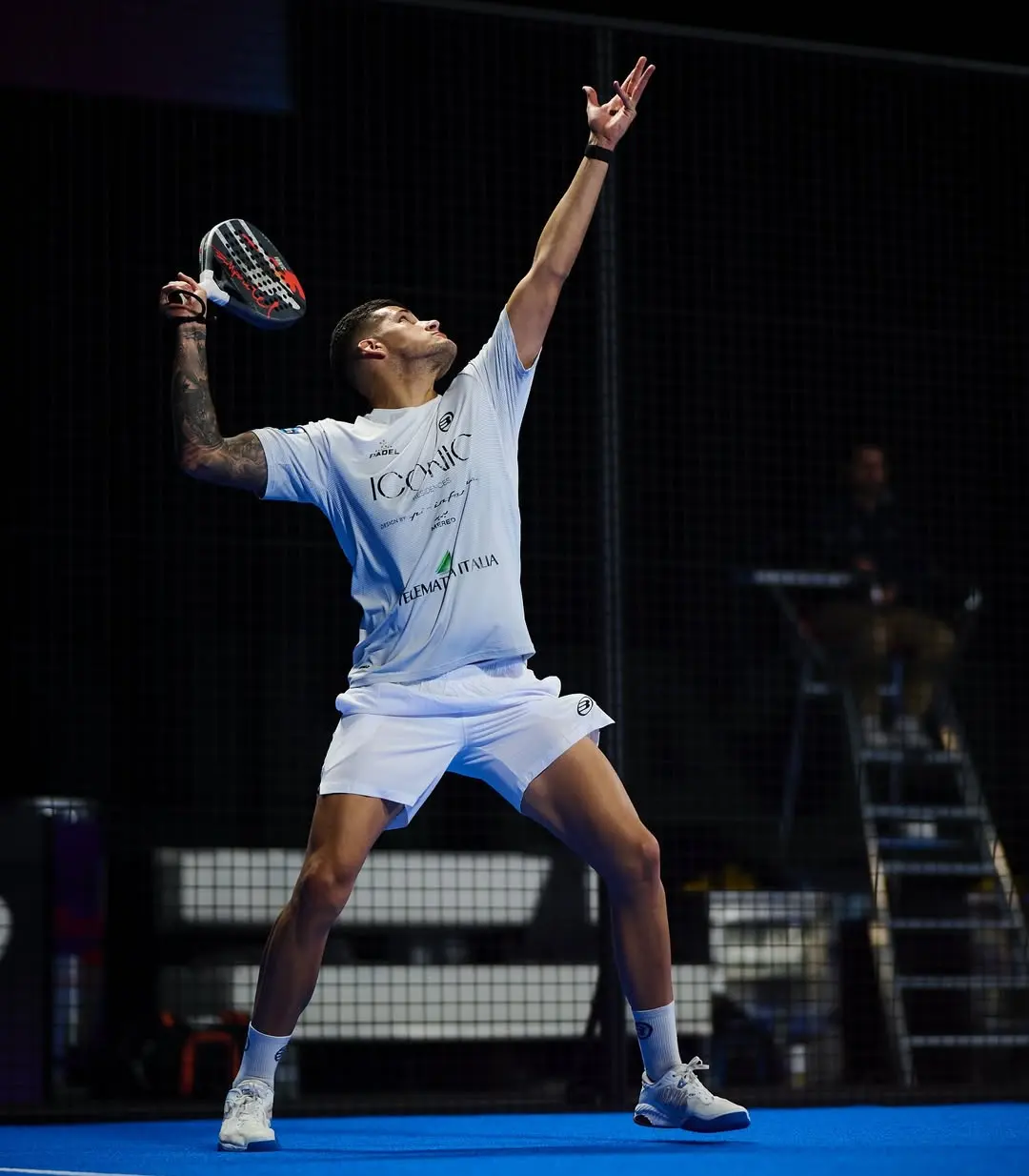 Alex Arroyo racket 2025 heter Bullpadel Ionic Power.