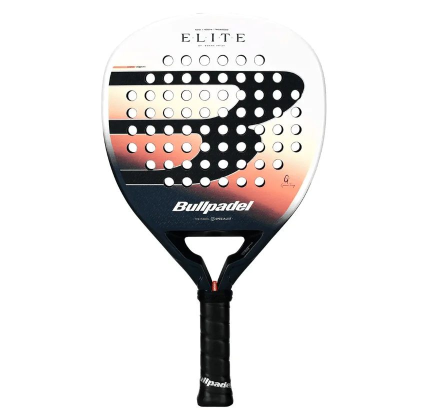 Bullpadel Elite W 2026 är en uppdaterad version av Gemma Triays racket som hon spelar med på Premier Padel.