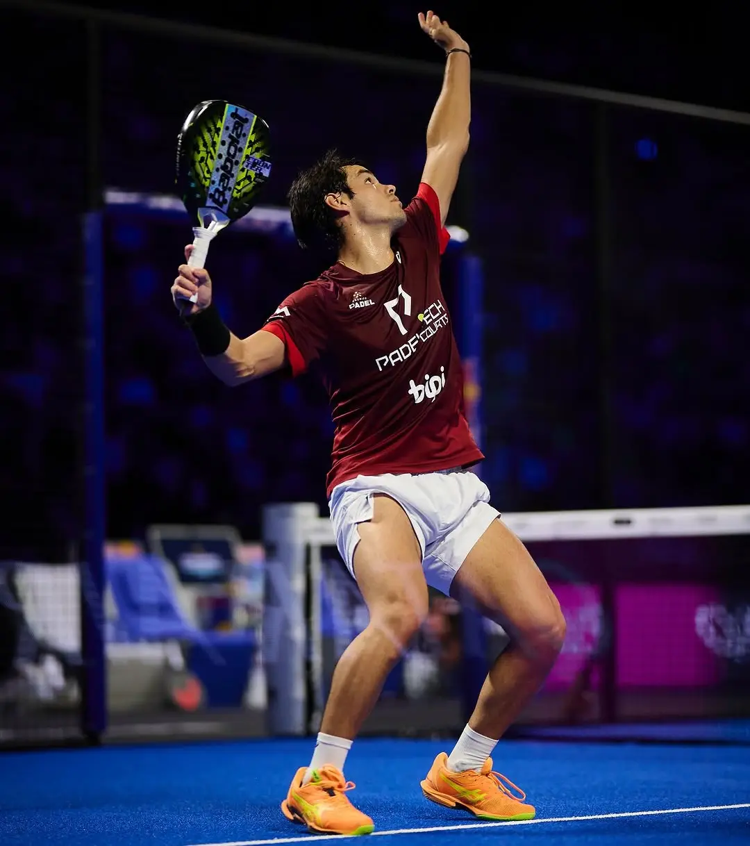 Coki Neto och hans racket för 2025 som är ett Babolat Counter Viper.