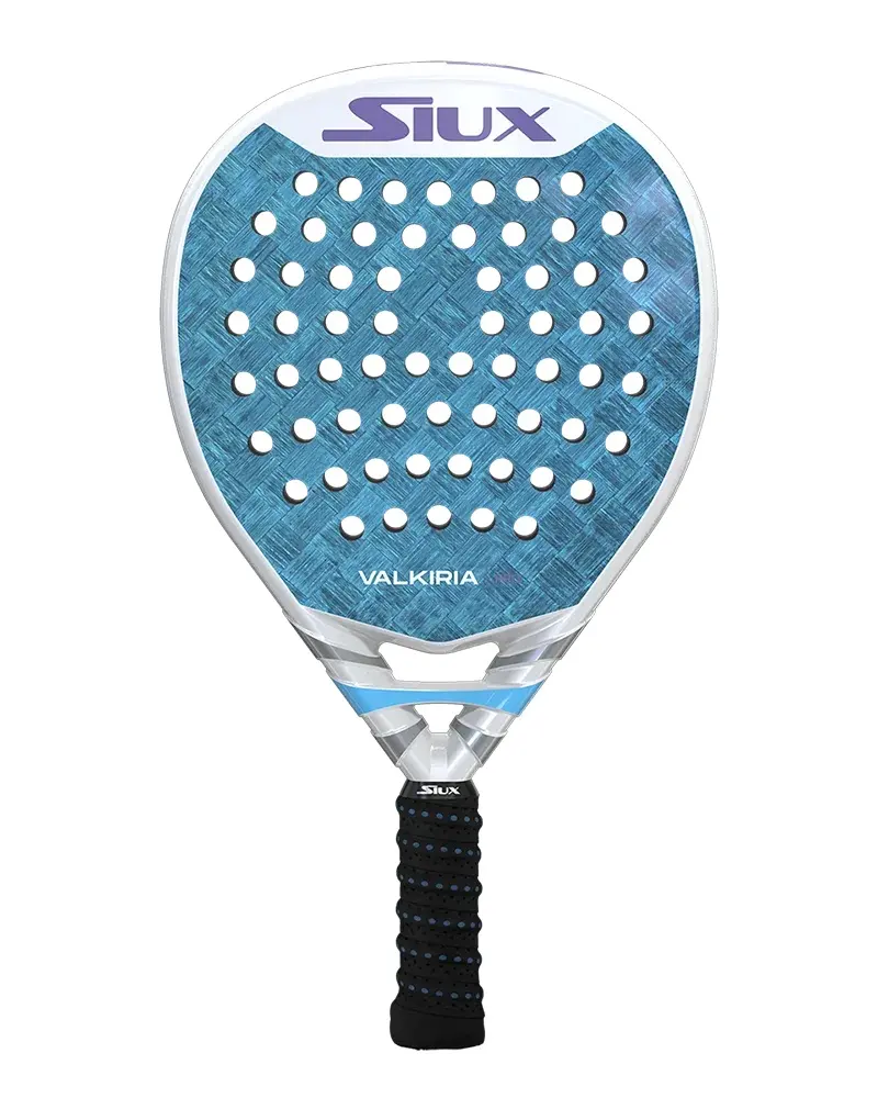 Siux Valkiria Pro är den portugisiska toppspelaren Sofia Araujos padelracket 2026.