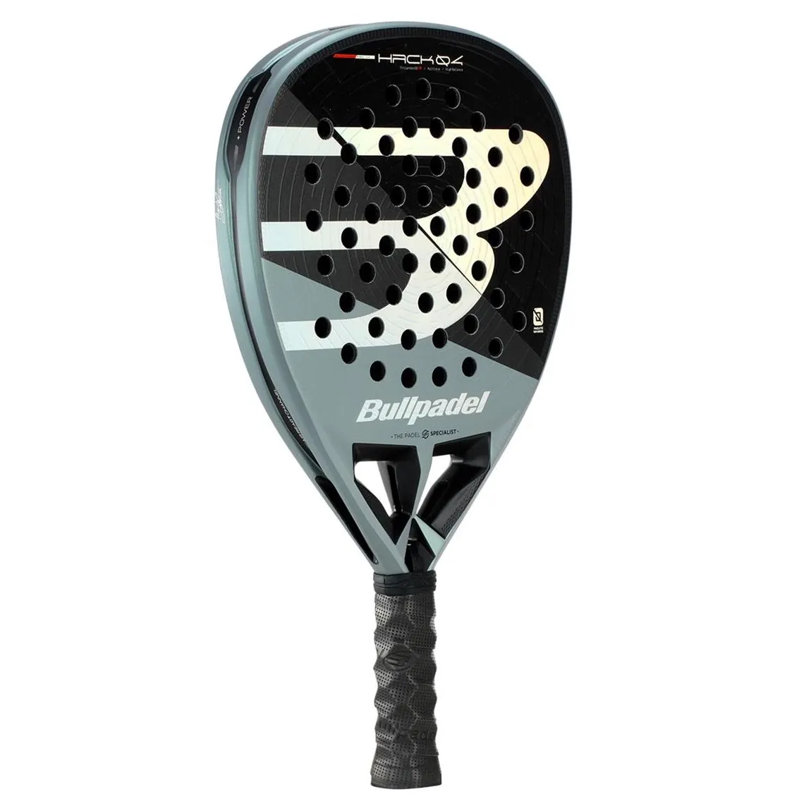 Bullpadel Hack 04 2026 är ett ruskigt bra och offensivt padelracket för herrar.